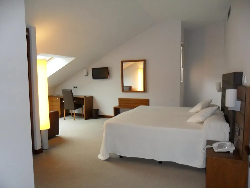 Hotel Anoeta San Sebastian 3*,